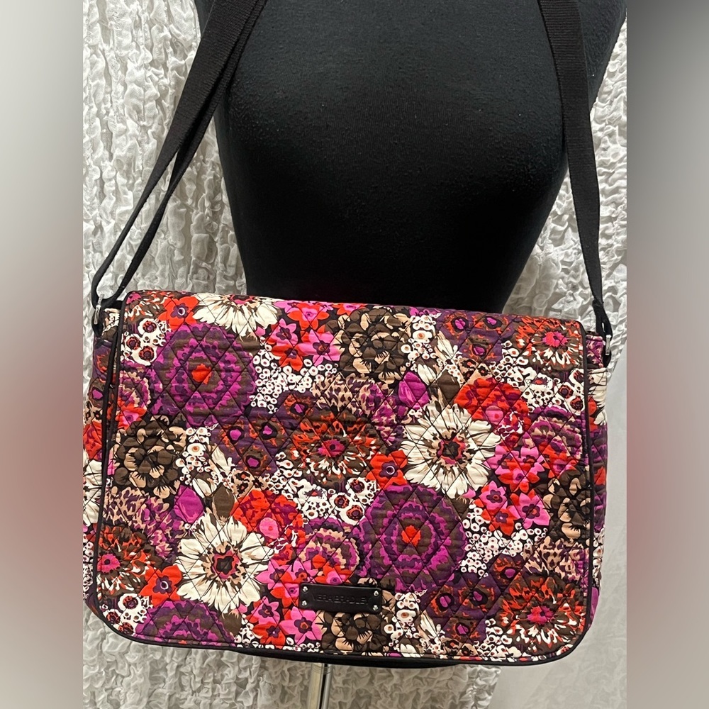 VERA BRADLEY QUILTED LAPTOP MESSENGER CROSSBODY BAG, RETIRED ROSEWOOD PATTERN